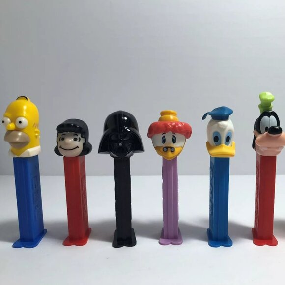 PEZ Dispensers Lot of 7 Vader, Donald Duck Goofy GEARLOOSE Lucy Homer GARF - Picture 1 of 4